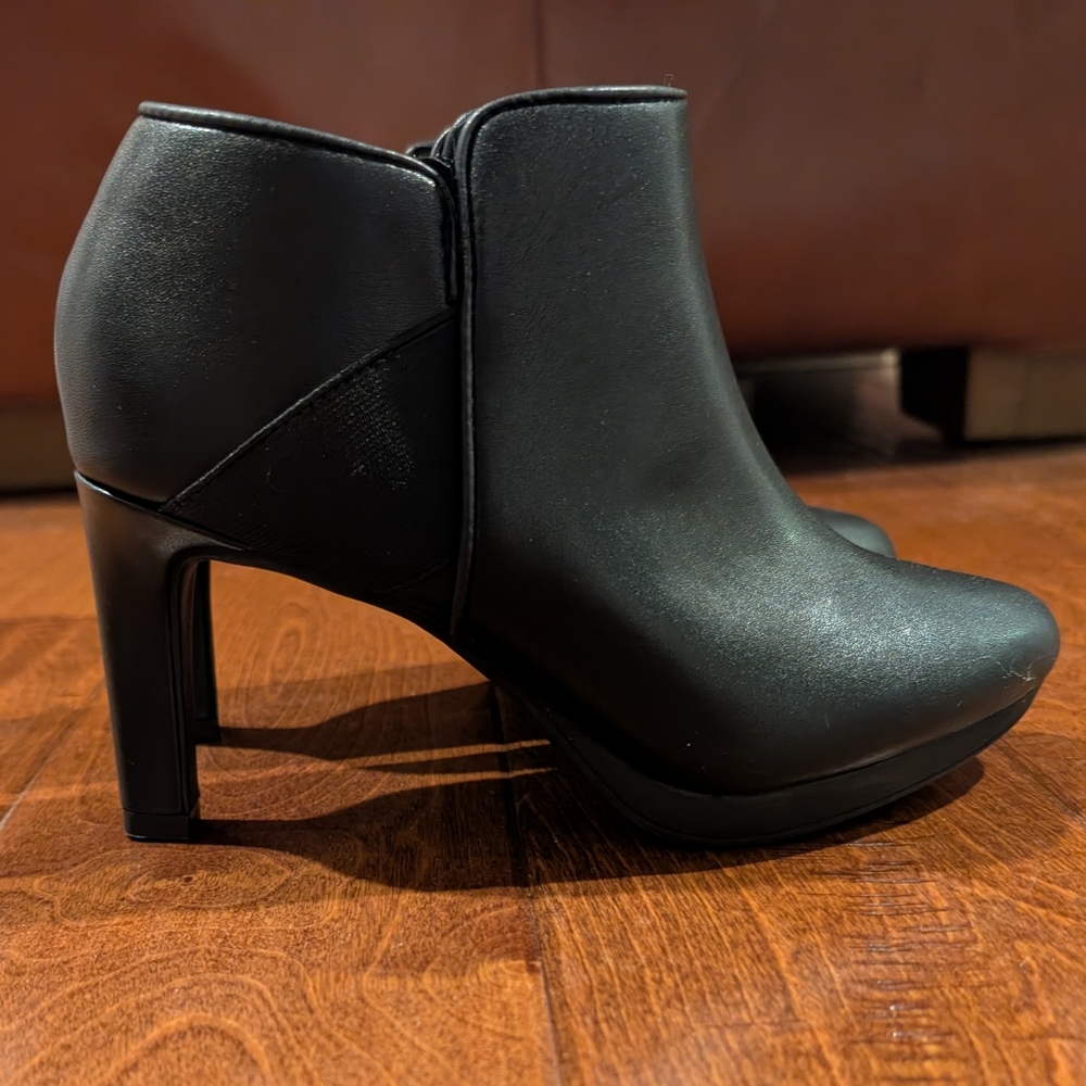 Elegant Black Women's Ankle Boots